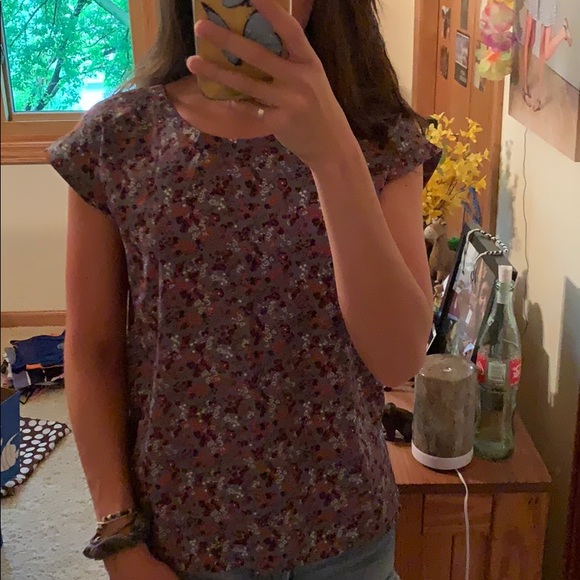 Abercrombie & Fitch Short Sleeve Top - Picture 2 of 5